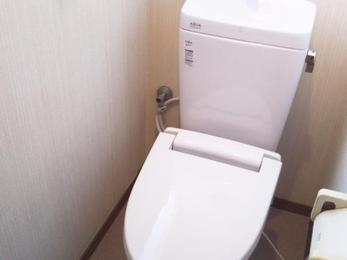 ピカピカのトイレでお手入れもラクラク！